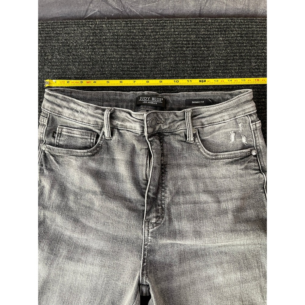 Judy Blue Los Angeles Grey Skinny Fit Jeans Raw Released Hem Distressed 11/30 - Picture 5 of 6